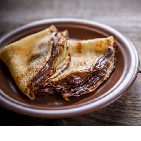 Recipe for Bloom&Cie candlestick pancakes with CBD chocolate sauce