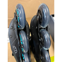 
                        
                          Load image into Gallery viewer, Rollerblade Macroblade 84 LE W Inline Skates 30134
                        
                       - 6