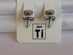 TI-GO titanium magnet posts