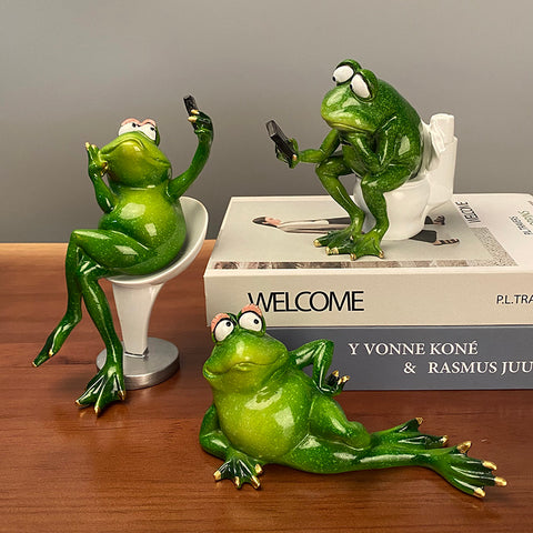 Pin by Bonnie Barowy on Frogs  Frog statues, Frog art, Frog decor