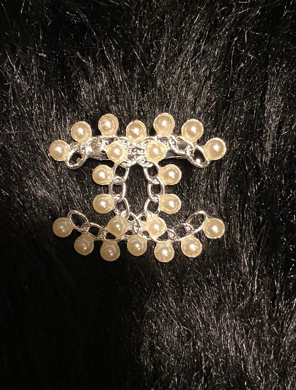 LV Brooch – Midas Styles Boutique