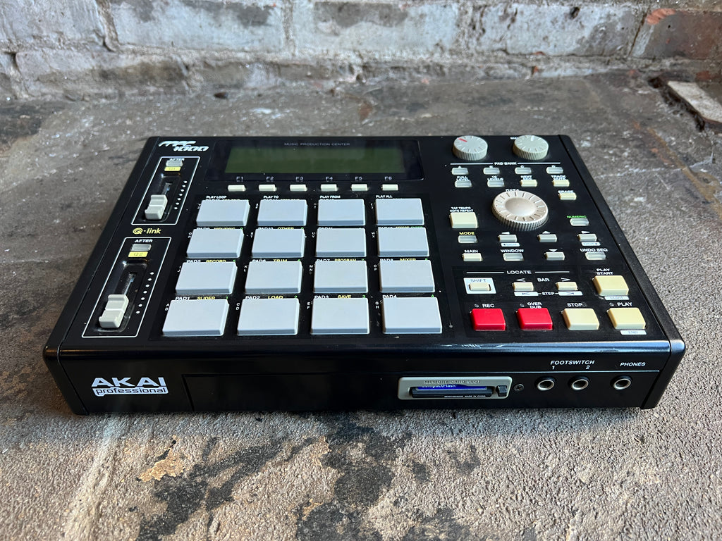 1990's Akai MPC1000