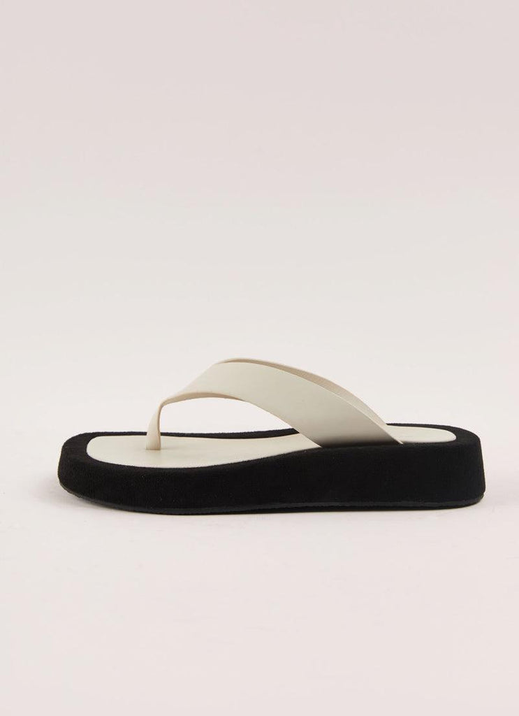 Style Muse Sandal - Ivory – Peppermayo US