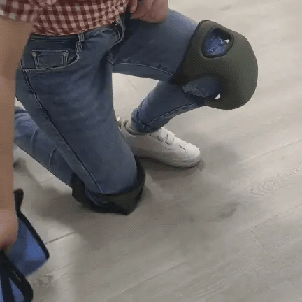 Anti-Slip Gardening Knee Pads in Use