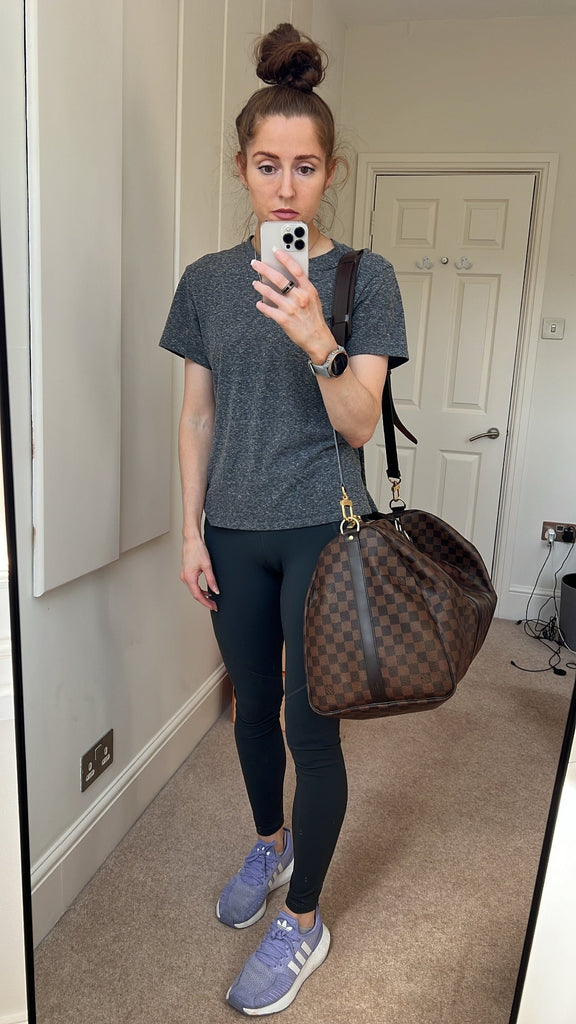 My first LV purchase! Neverfull MM tote bag in Monogram Empreinte leather  in colour Dune. 🤎 Pochette was included. Let the addiction begin lol. : r/ Louisvuitton