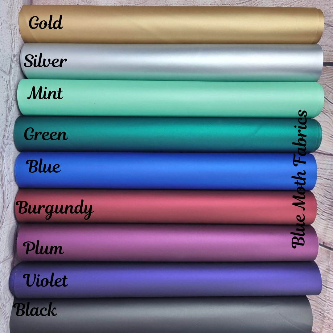 Metallic Faux leather / vinyl fabric. 40x67cm roll – BlueMothFabrics