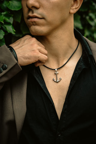 leather necklace for men