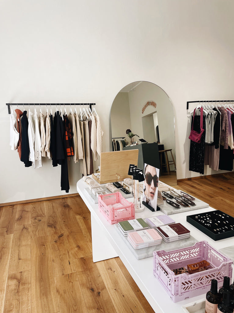 CAPRICORN STORE MUNICH NEW SHOP