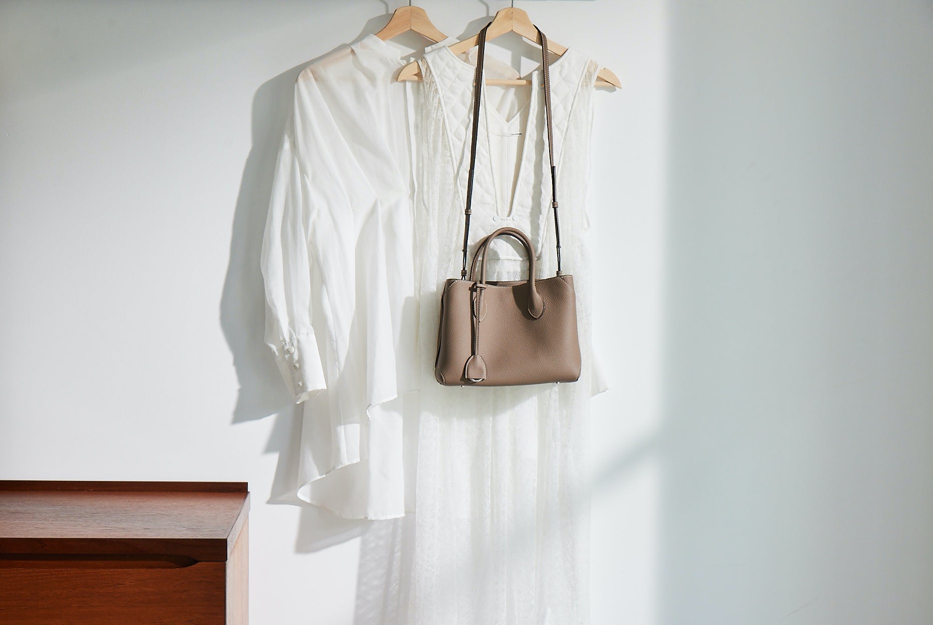 A stylish outfit inspiration with the Mia Tote Bag as a shoulder bag.