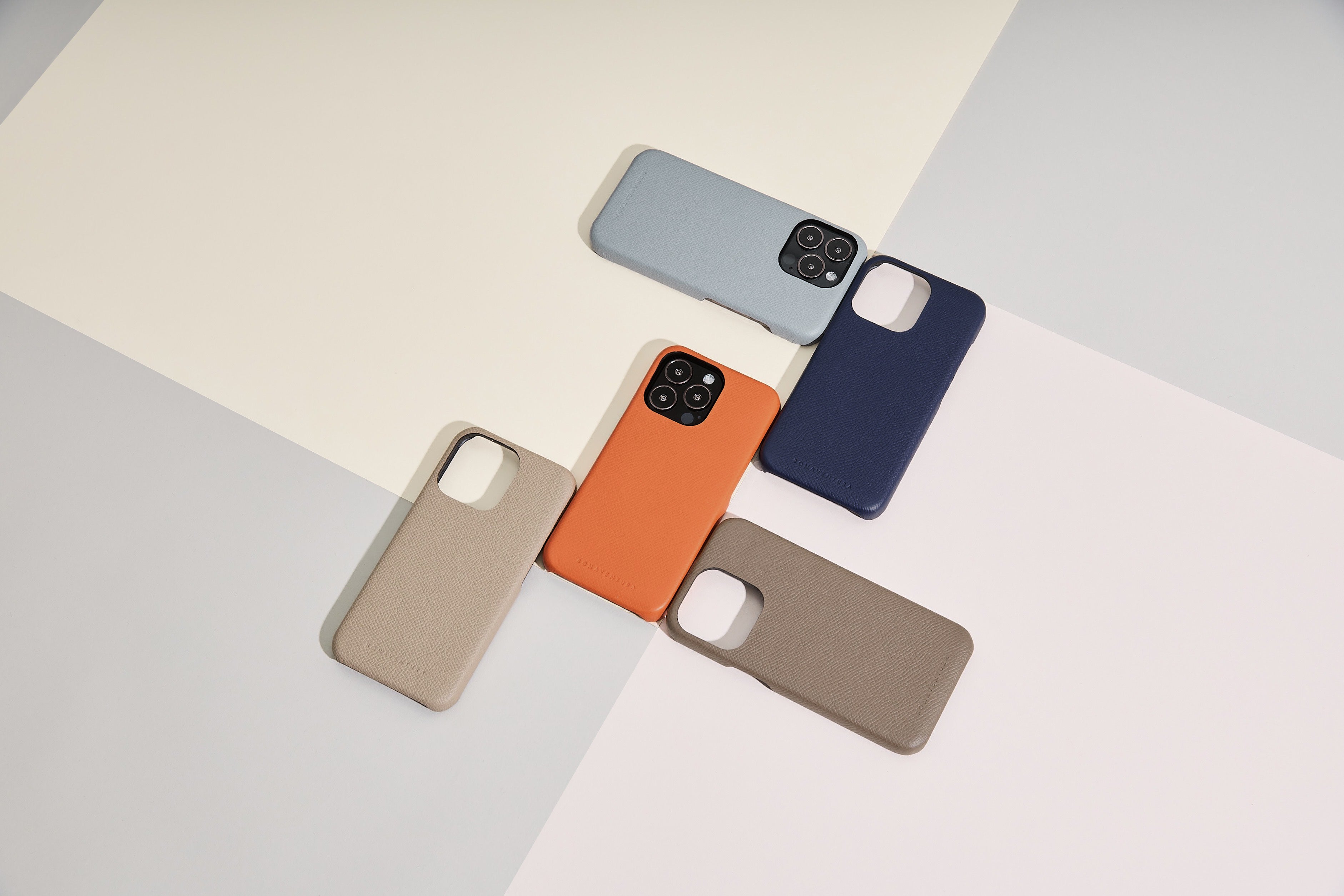 A selection of BONAVENTURA leather cases in various colors.