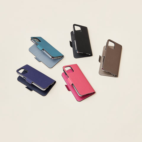 A stylish case made of high-quality leather for your iPhone from BONAVENTURA