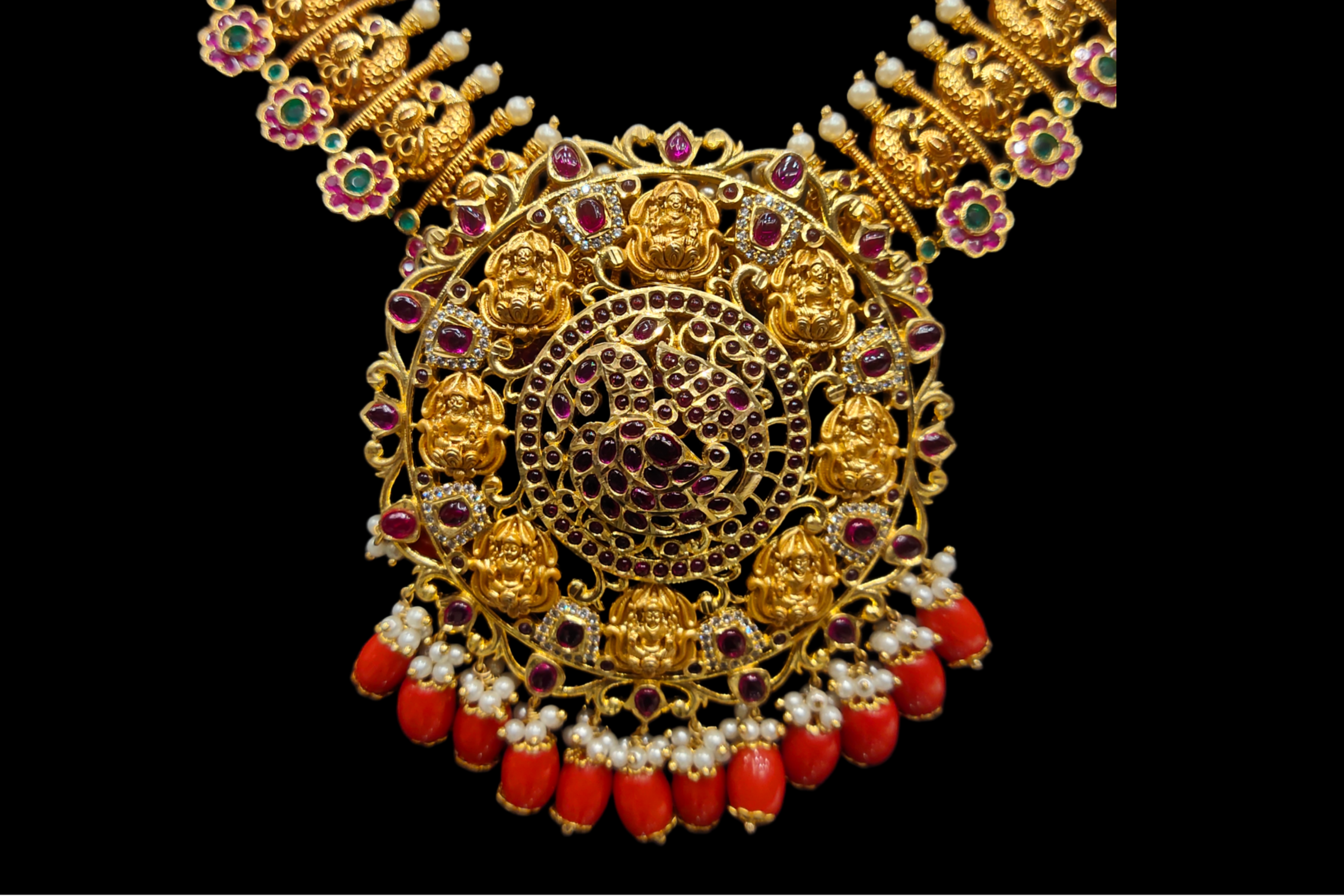 Model in Bottu Mala Choker - Jewellery Designs