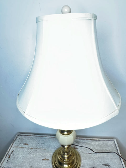 Vintage Stiffel Brass Lamp – Invio Fine Furniture Consignment