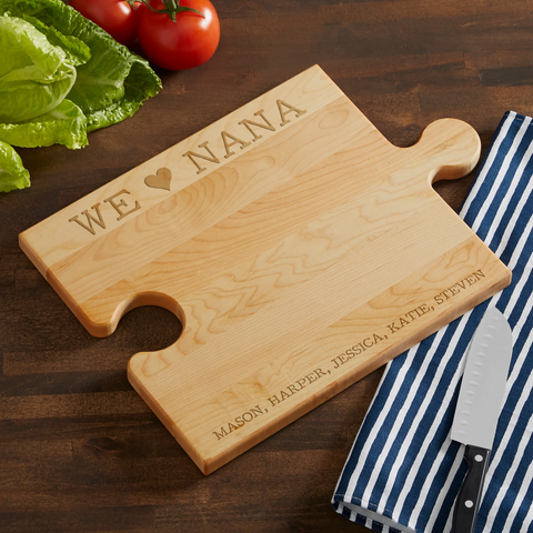 https://cdn.shopify.com/s/files/1/0506/7757/9968/files/best-personalized-cutting-boards_22_480x480.png?v=1652734441