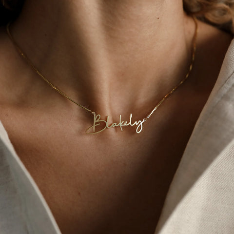 persoanlized name necklace