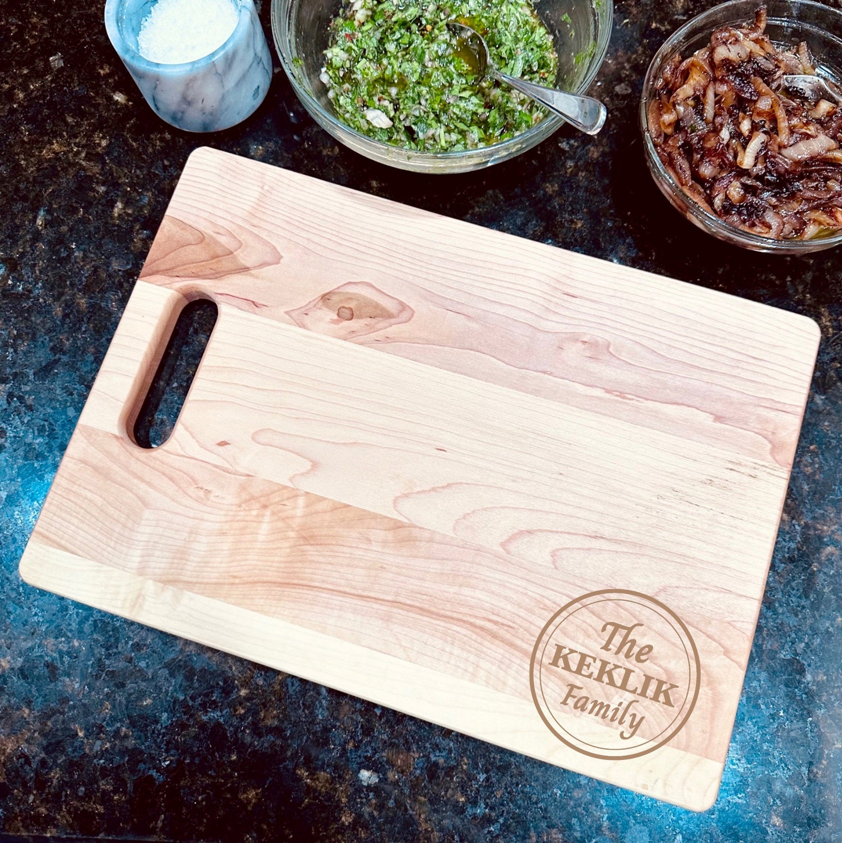 Family Name Personalized Cutting Board - Chic Makings