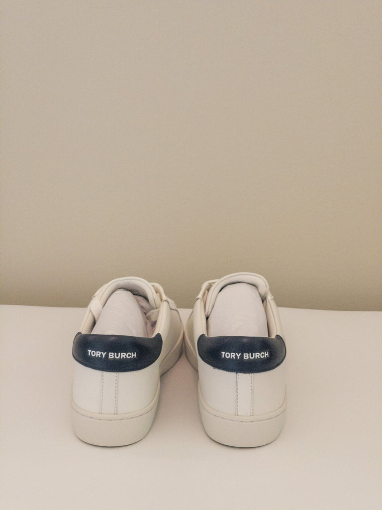 Tory Burch Leigh T-Logo Sneaker – theshoppermum