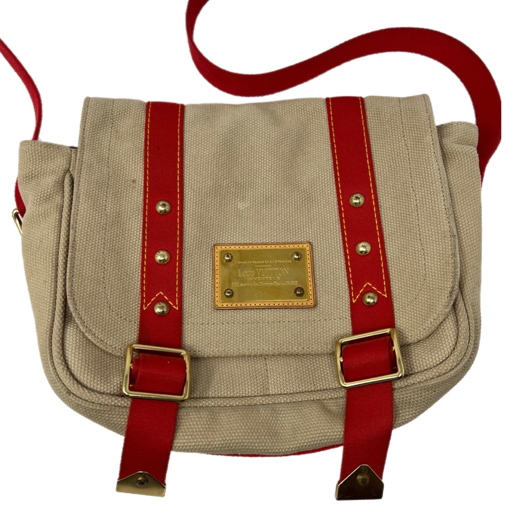 Coach Large CC Shoulder Bag – Andreu's Luxury Closet