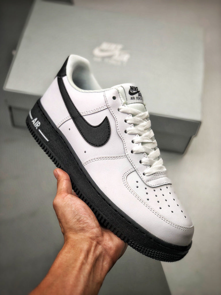 nike air force 1 low white black 