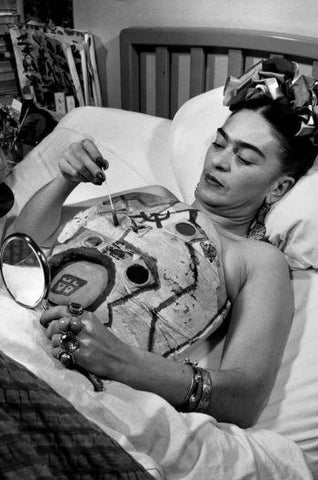 portrait de Frida Kahlo à l'hopital