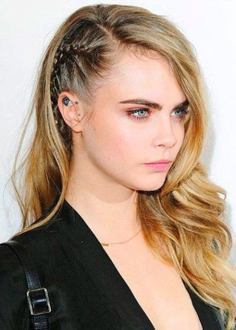 cara delevigne tresse coté