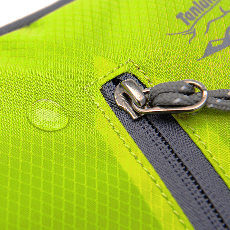 Waterproof fanny packs for next day hiker