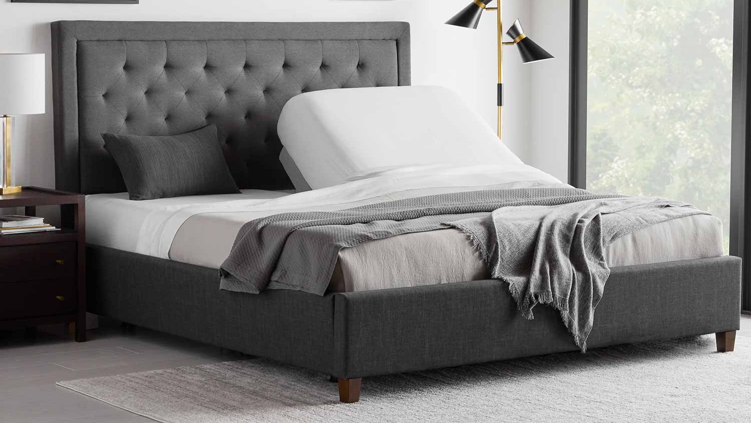 <hope mattress, malouf adjustable m555 bed base, split king, move head and feet independently>