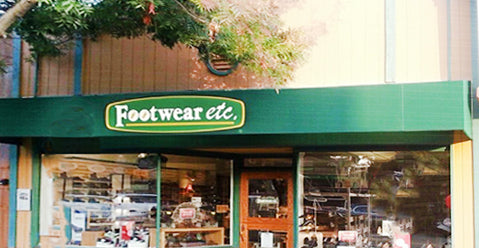 Los Altos, California Footwear etc. Location