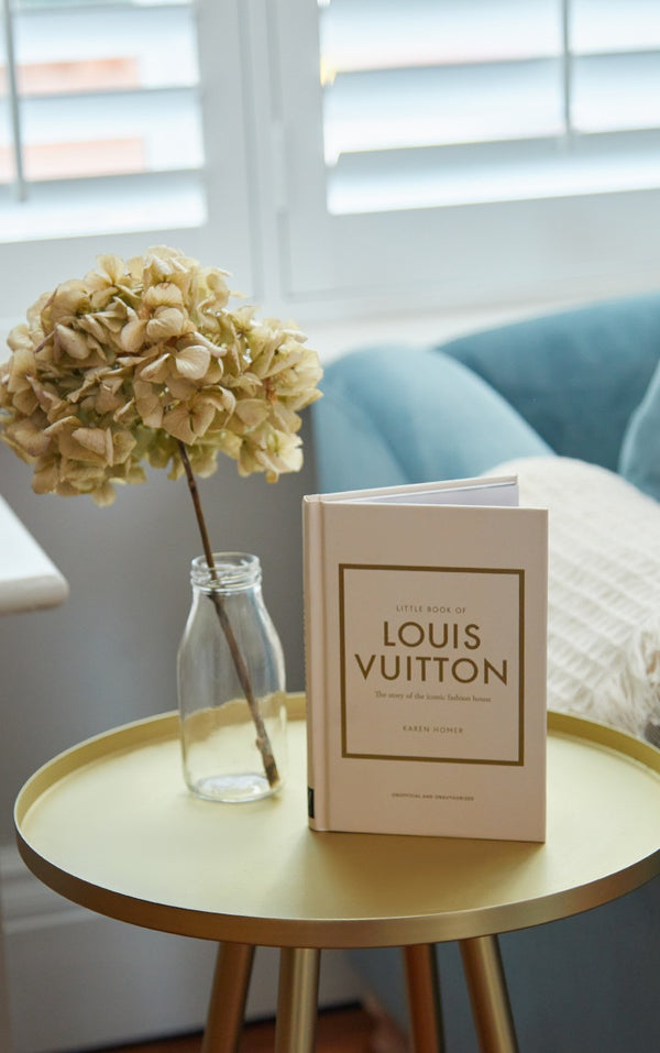 louis vuitton book decorations for coffee table