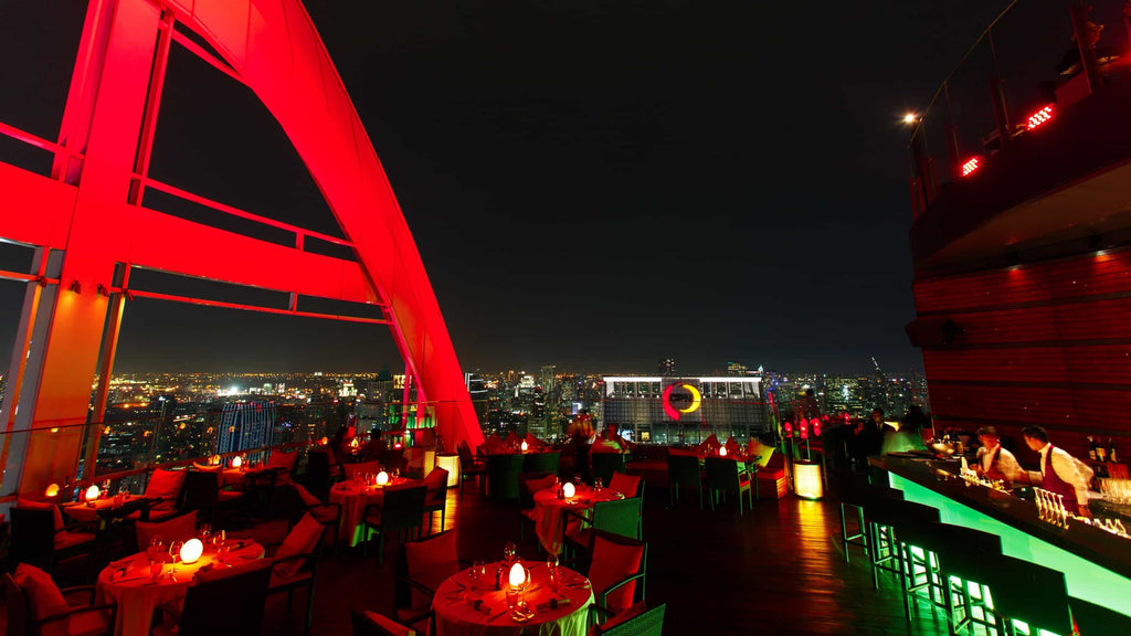 Red Sky Roof Top Bar｜パトゥムワン地区