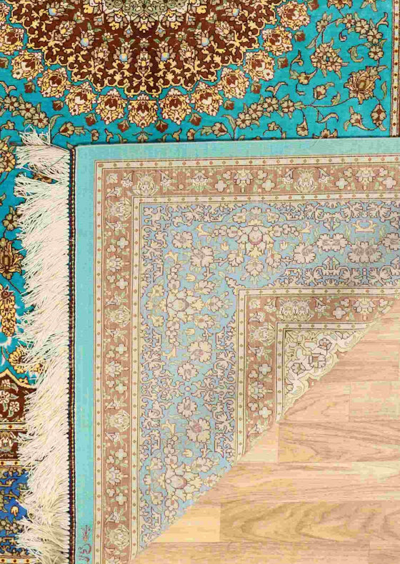 Qum Persian Rug Pure Silk 7' x 4.4' - Arian Rugs