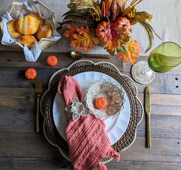 Rustic Table Settings with Iraca Placemats
