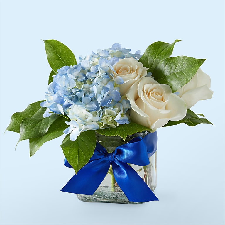 Sky Blue Delight Bouquet