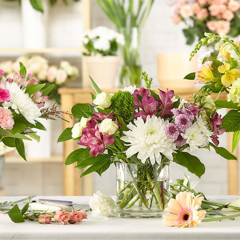 LO Florist Supplies on Instagram: Color lovers, rejoice! 🌈 We've
