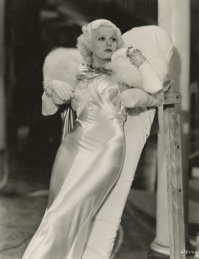 Jean Harlow using a leaning board