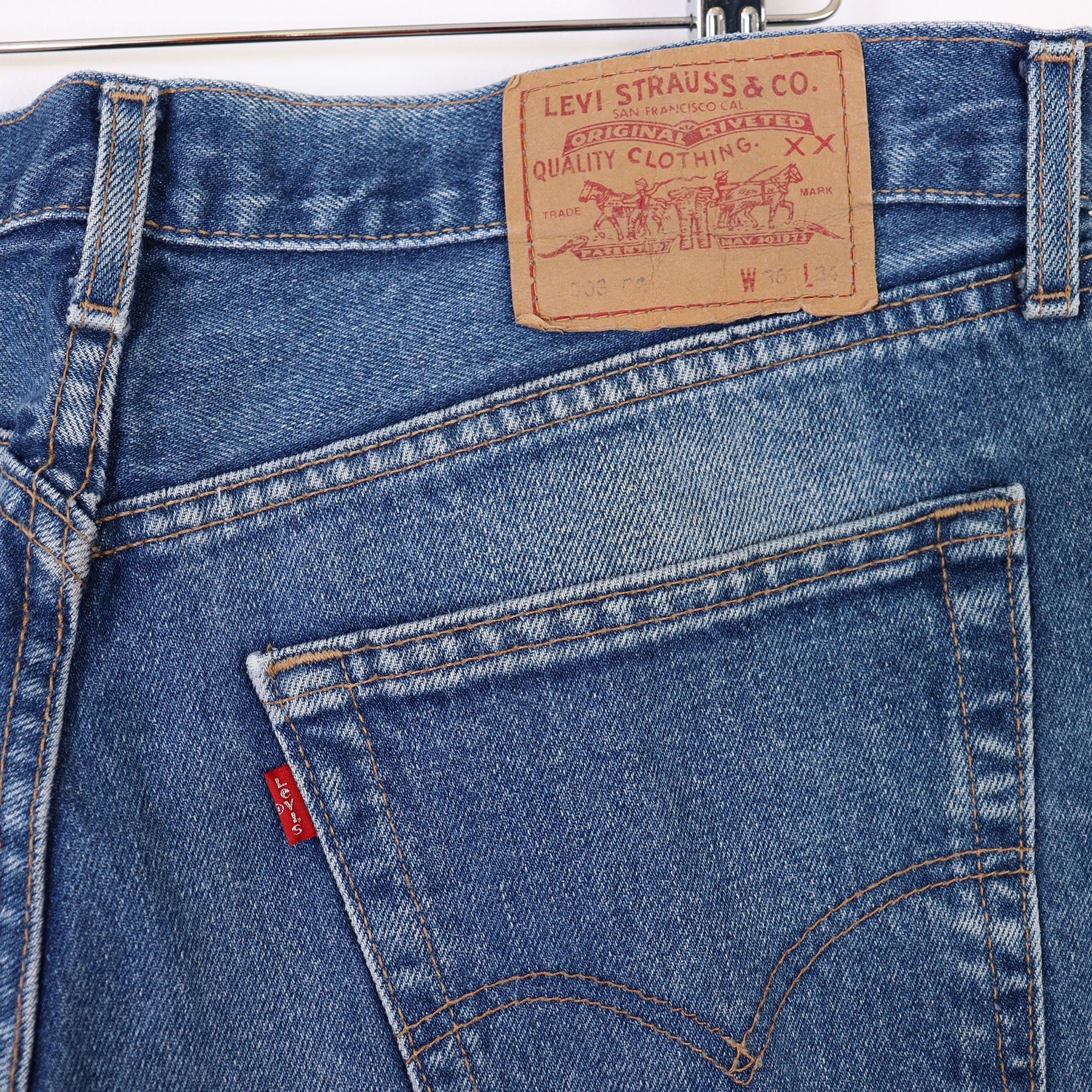 Vintage Levi's 503 Loose Fit Jeans W34 L31 – Sheanies Vintage