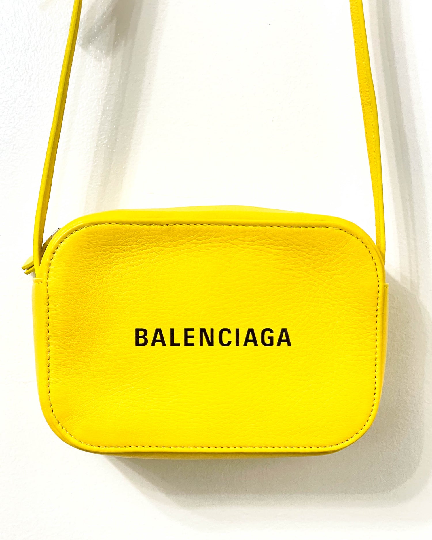 BALENCIAGA Everyday Camera Bag XS Mini Shoulder WomensCross Body Bag   kingramjapan