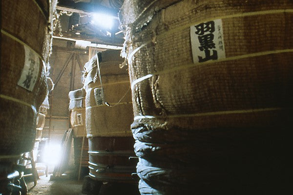 Reisessig Holzfässer Rice vinegar wooden barrels