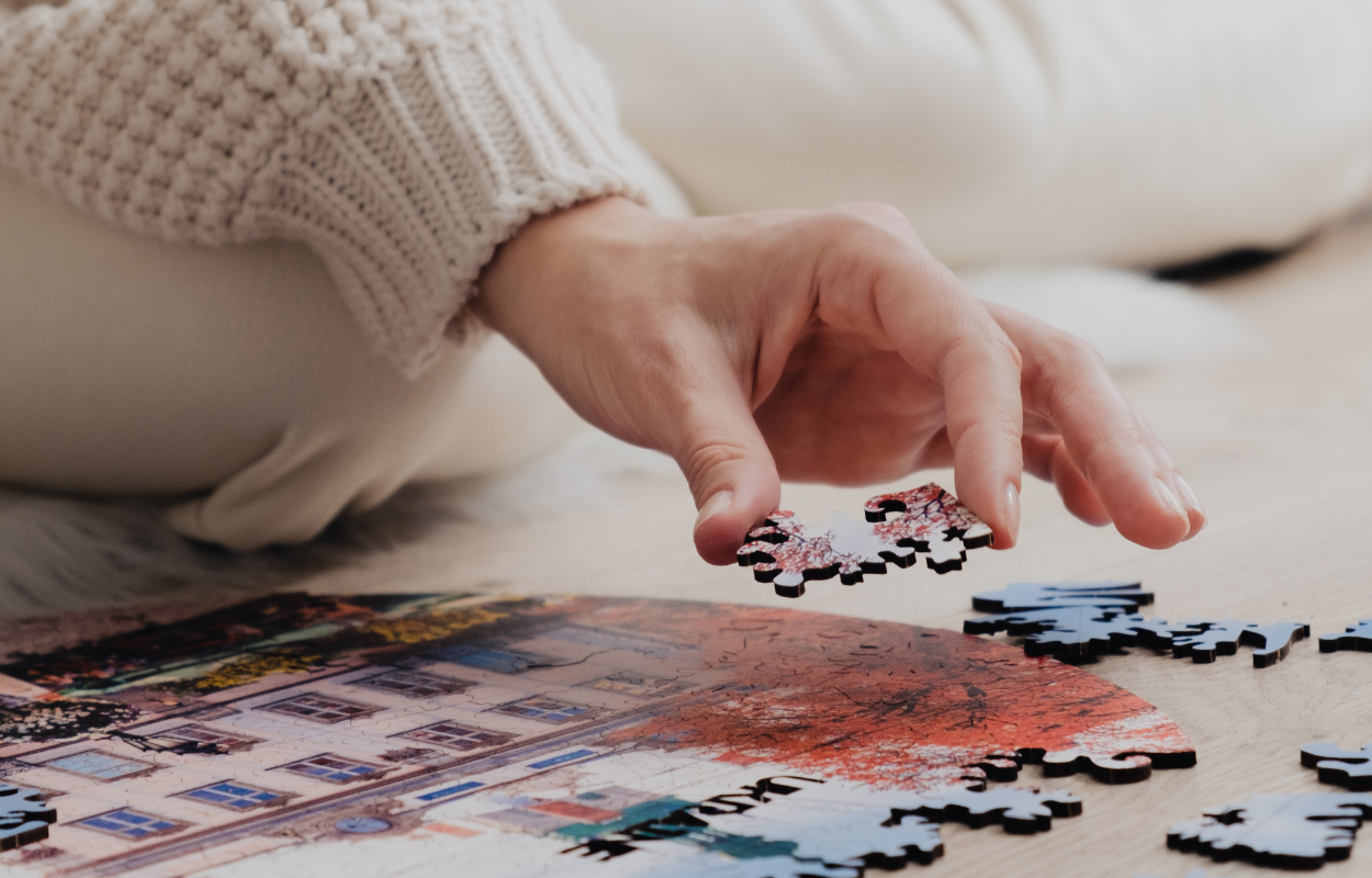 traditional jigsaw puzzles