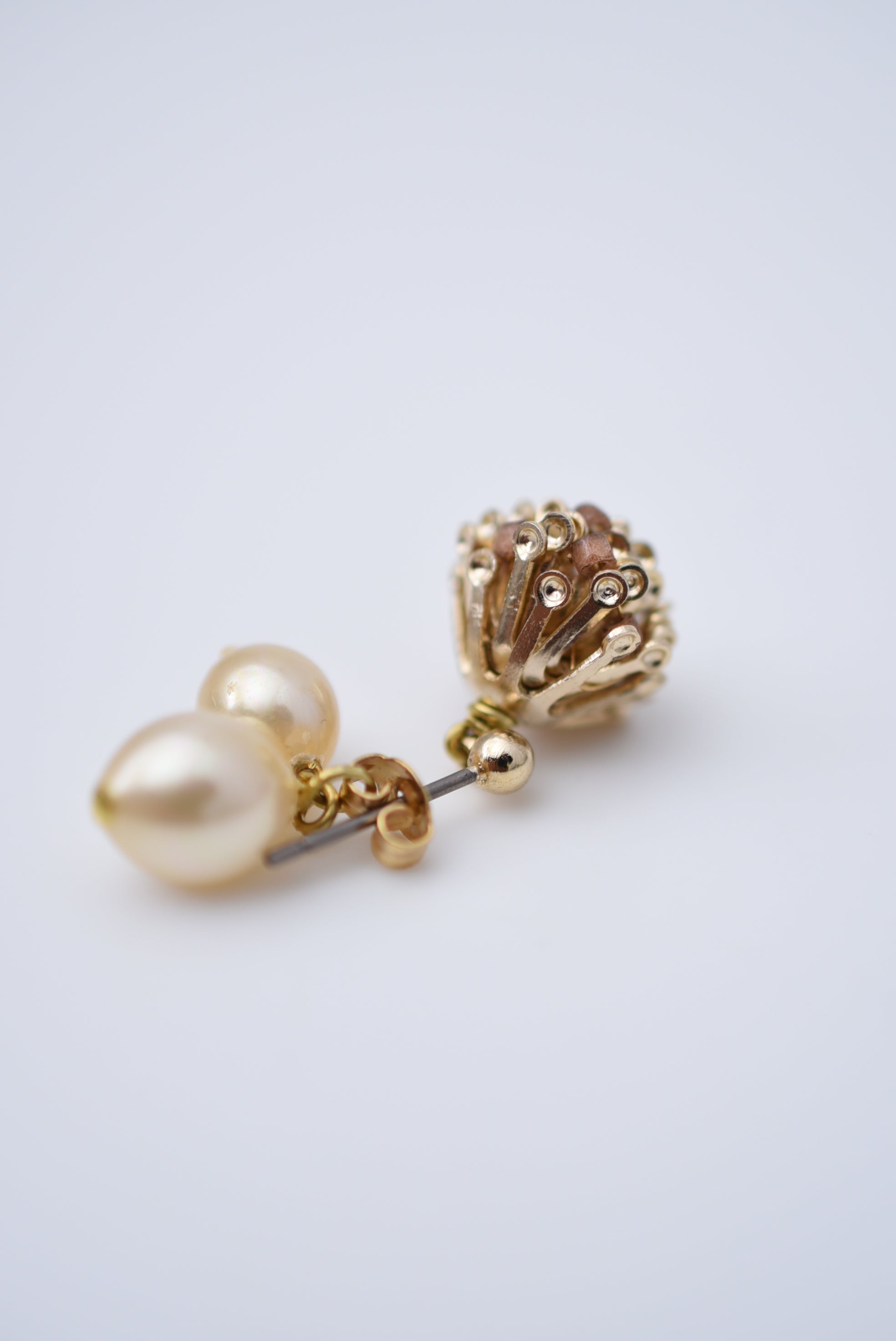 イヤリング モンシロ poppy tsubomi earring-