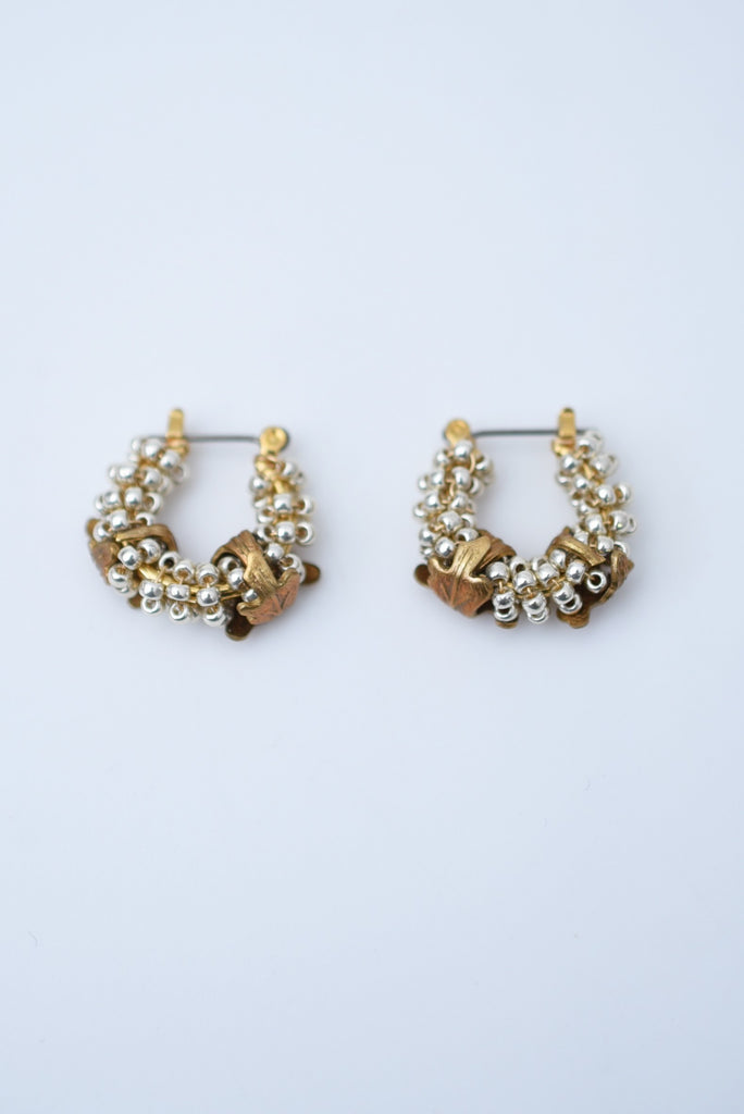 cornus bouquet earring – monshiro official web site