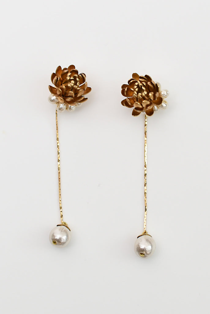 cornus bouquet earring monshirolength35cm