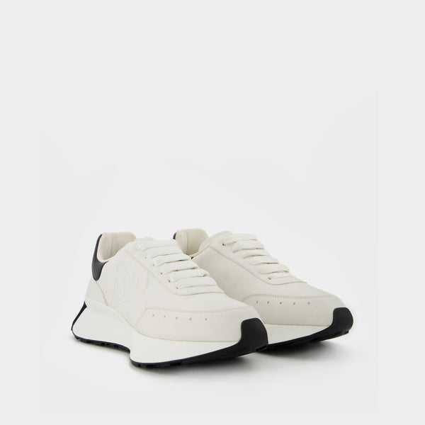 Oversized Sneakers - Alexander Mcqueen - Black/White - Leather Multiple  colors ref.731870 - Joli Closet