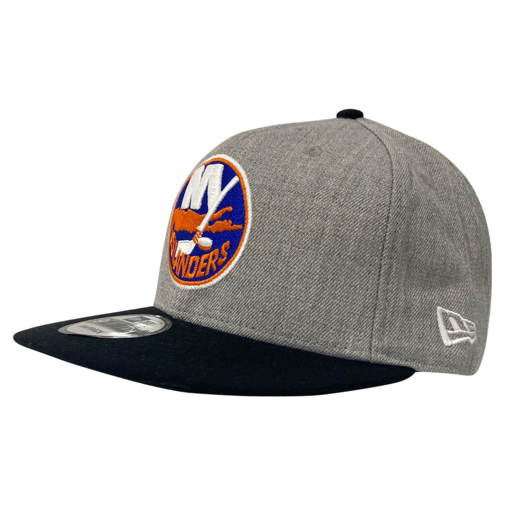 Mitchell & Ness NHL New York Islanders Vintage Script Snapback Hat