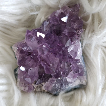 Best Crystal For you | Amethyst | Chakra
