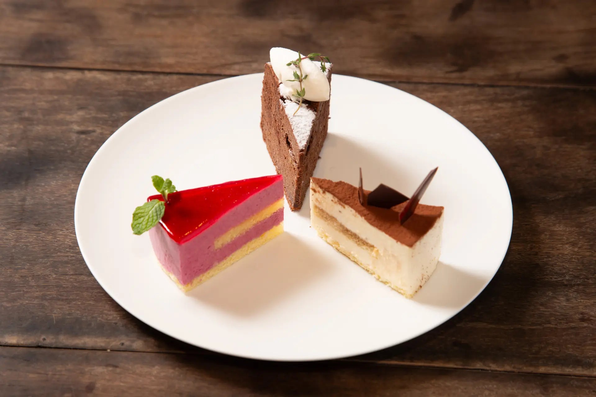 Restaurant Colt: A Wide Selection, from Classic Cocktails to Horse Racing-Themed Cocktails