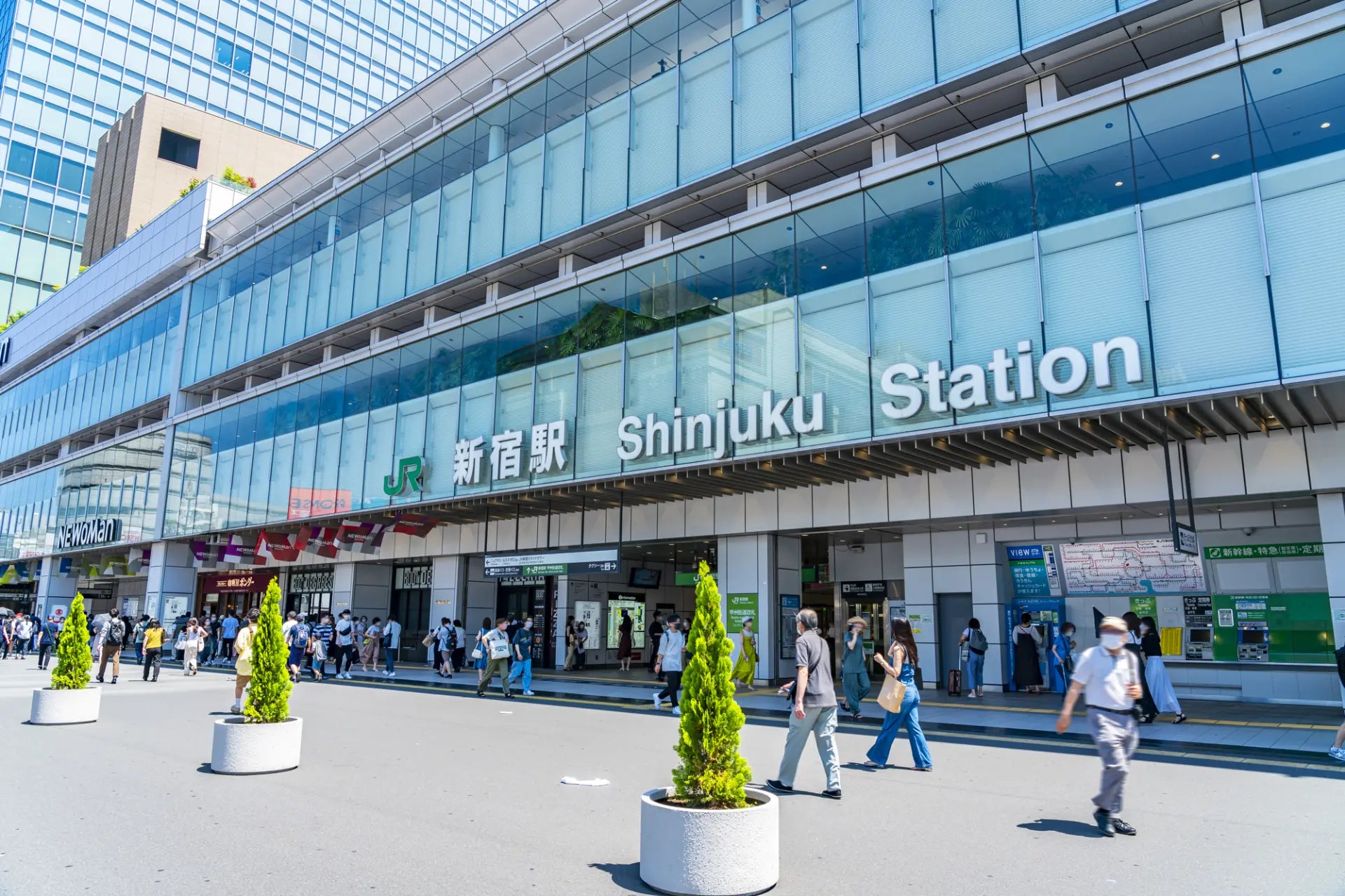 Planning a day trip from Tokyo to Yokohama? Master the transportation options from major stations!