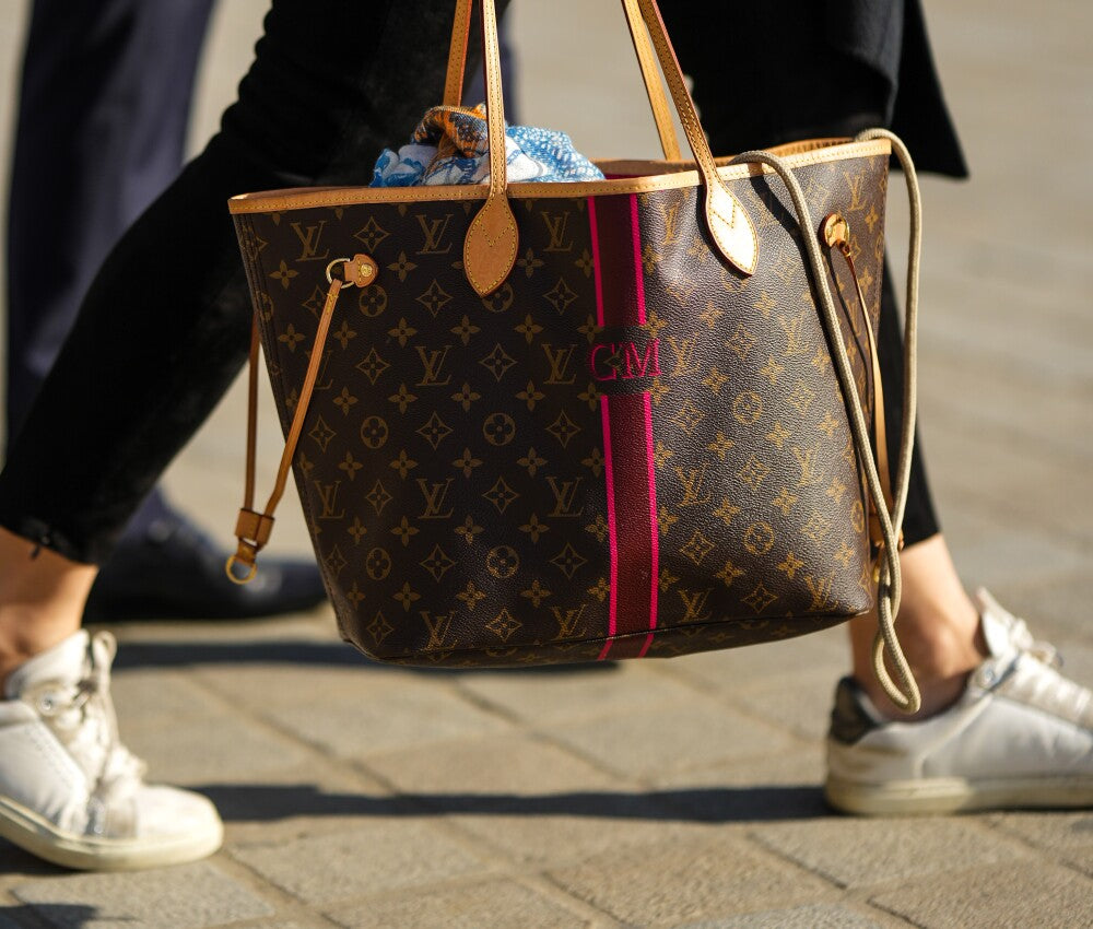 Introducing the Louis Vuitton Name Tag Clutch - PurseBlog