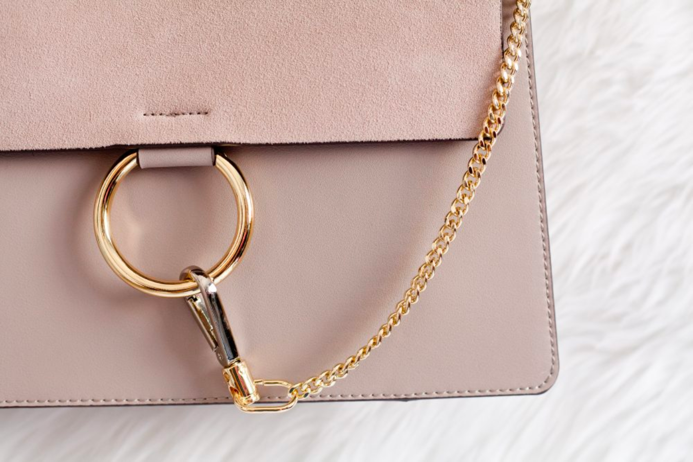 The Chloe Faye Bag: A Bohemian Icon with Modern Appeal – LuxUness