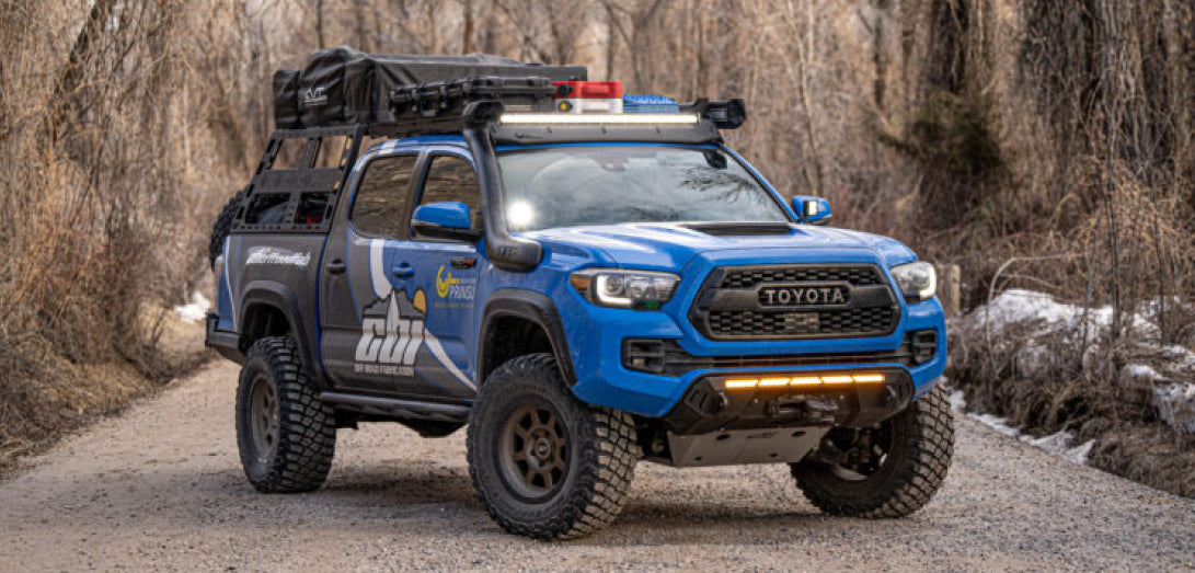 Prinsu Tacoma Double Cab Roof Rack with a roof top tent